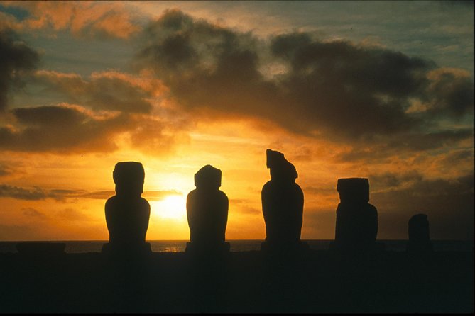 Super Saver: the best of Easter Island - Ahu Akivi and Puna Pau: Moai, ancestors, and red stone