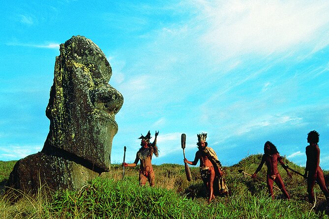 T1-THE GRAND TOUR (non-cruise visitors) - Rano Kau and Orongo close the day with a new belief system