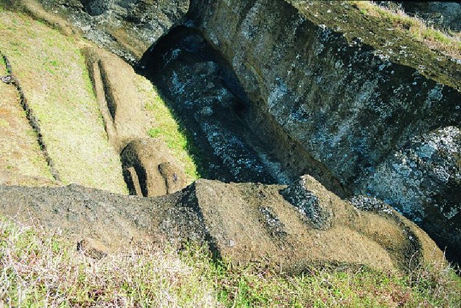 T2-THE MUST-HAVES OF RAPA NUI (non-cruise visitors) - Anakena offers the island’s gentlest hour