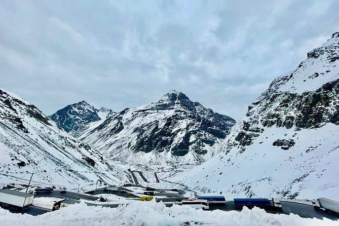 Tour 1 Day Portillo and Lagoon of the Inca from Santiago Picnic - Portillo at 2,800 meters