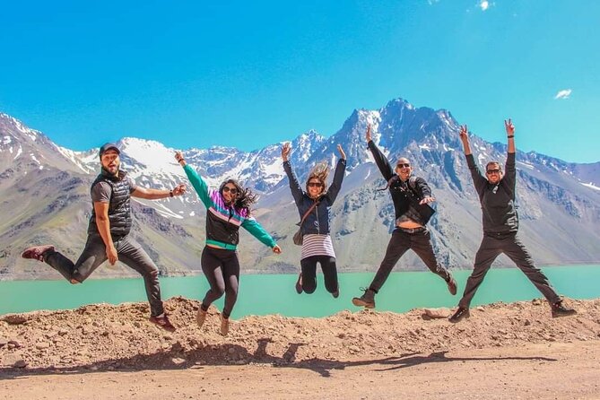 Tour Cajón del Maipo and Embalse el Yeso, includes picnic - San José de Maipo gives the day a local center