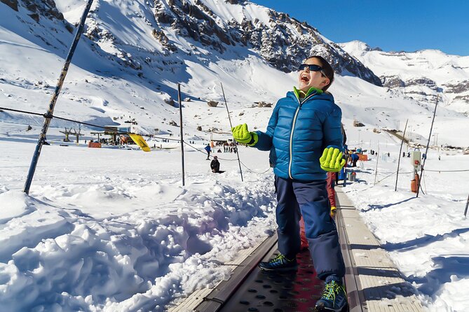 Tour Parque Farellones Ticket+Transportation, optional Snowwear - Food, bathrooms, and the practical side of the day