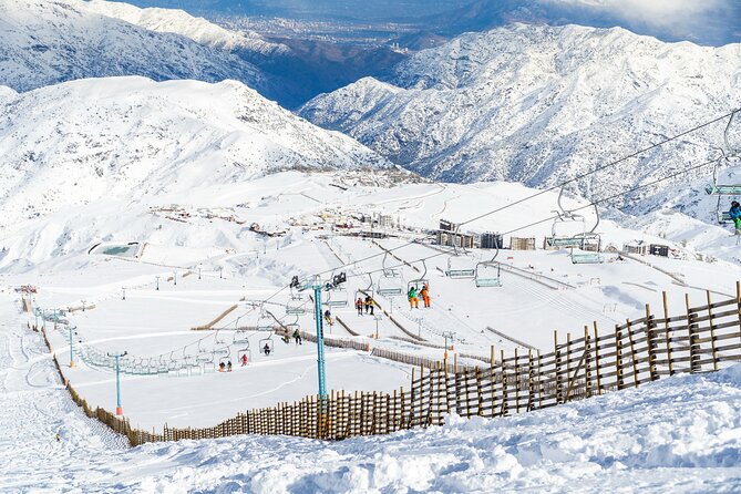 Tour Parque Farellones Ticket+Transportation, optional Snowwear - Who will enjoy this Farellones day trip
