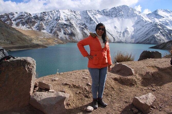Tour to Cajón del Maipo: Reservoir El Yeso & Salto el Yeso - A picnic with Chilean wine and local products