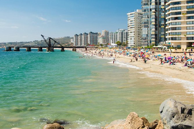 Tour Valparaiso Viña del Mar Reñaca Beach from Santiago. - Casablanca starts the morning with wine country