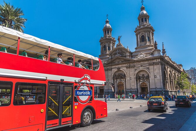 Tourist bus around Santiago for a day - Why this bus works well on your first day