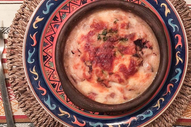 Traditional Chilean Cooking Class with a Local in Her Santiago Countryside Home - Why this home visit feels different from a restaurant meal