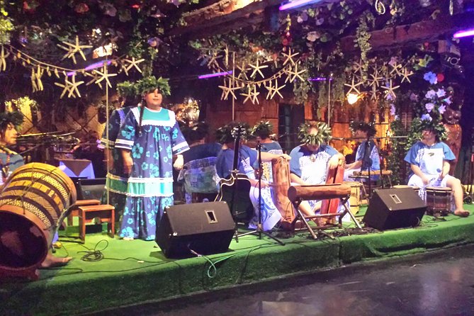 Traditional Chilean Show with Dinner and Private Transportation in Santiago - Pickup from Santiago and the Cerro San Cristobal detail