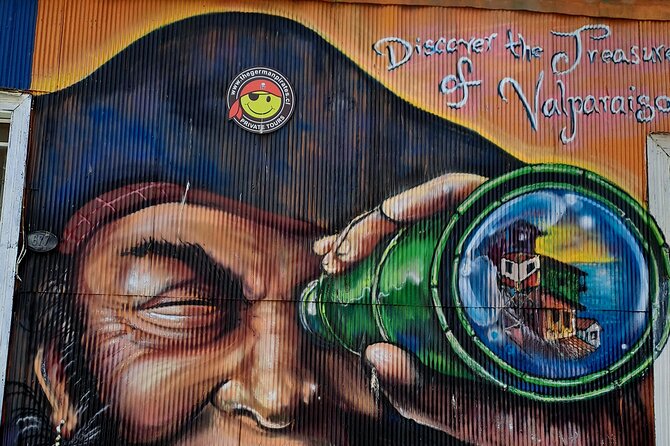 Transfer in/out cruise to/from Santiago plus tour Valparaiso - Cerro Alegre puts Valparaíso’s art on the street