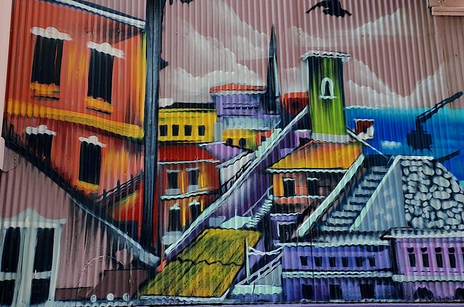 Transfer in/out cruise to/from Santiago plus tour Valparaiso - Plaza Sotomayor brings the port story into view