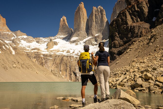 Trekking Base Torres sin almuerzo - Through the Ascencio Valley