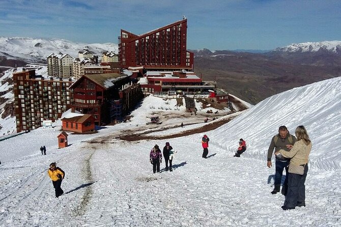 Valle Nevado and Farellones Full Day Panoramic Tour - The two-hour route along Camino A Farellones
