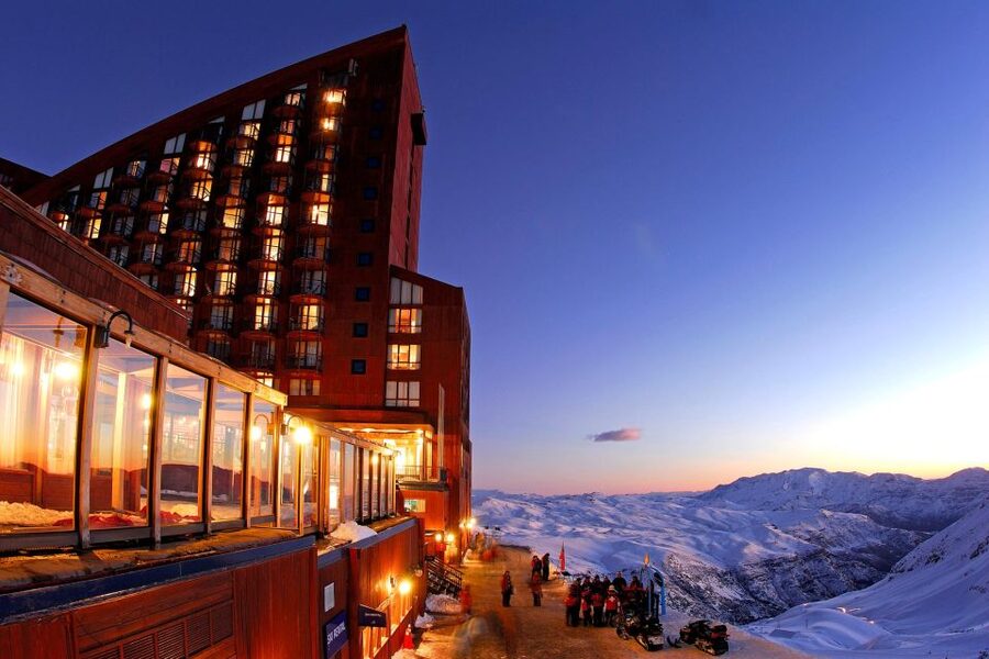 Valle Nevado Tour - What Parque Arauco adds to the day