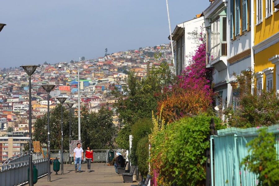 Valparaiso 3-Hour Walking Tour - Riding up Cerro Alegre and Cerro Concepción