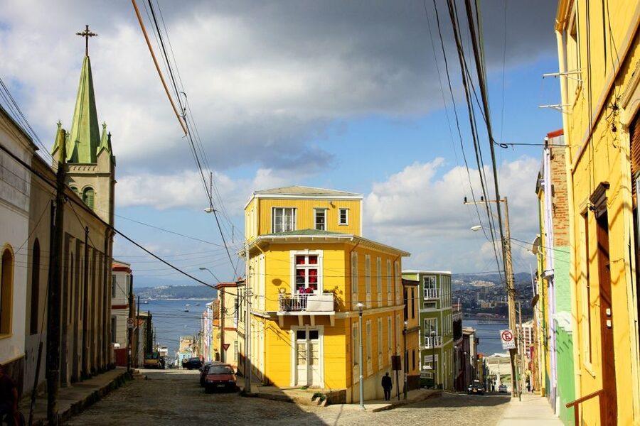 Valparaiso 3-Hour Walking Tour - Walking through the old port and customs district