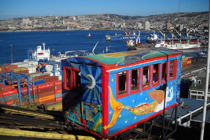 Valparaiso and Viña del Mar visit their Casas de Colores - Leaving Santiago for the Pacific coast