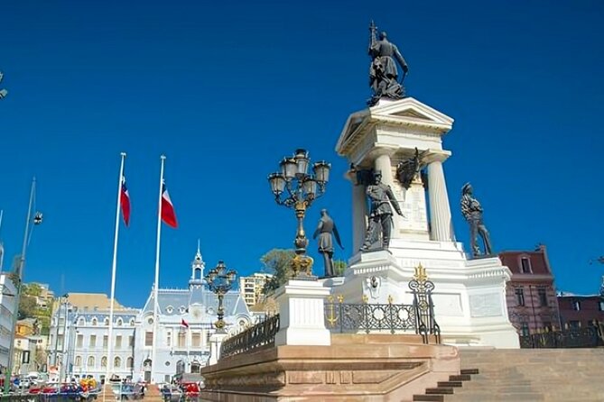 Valparaiso Highlights Walking Tour with A Guide - Key points to know before you book
