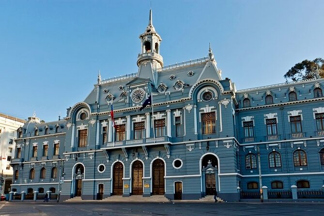 Valparaiso Highlights Walking Tour with A Guide - Two churches with different identities
