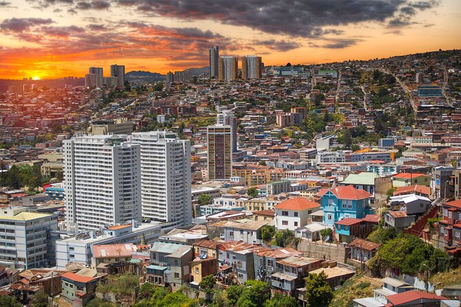 Valparaiso : Private Custom Tour with A Guide (Private Tour) - Baburizza Palace and the hilltop architecture
