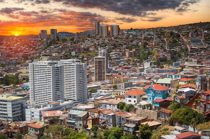 Valparaiso : Private Custom Tour with A Guide (Private Tour) - Casa Crucero and architecture made for a difficult city