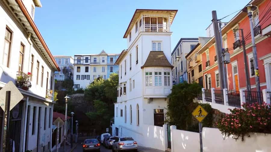 Valparaíso: Private Full Day Sightseeing Tour - Key Points to Know Before You Book