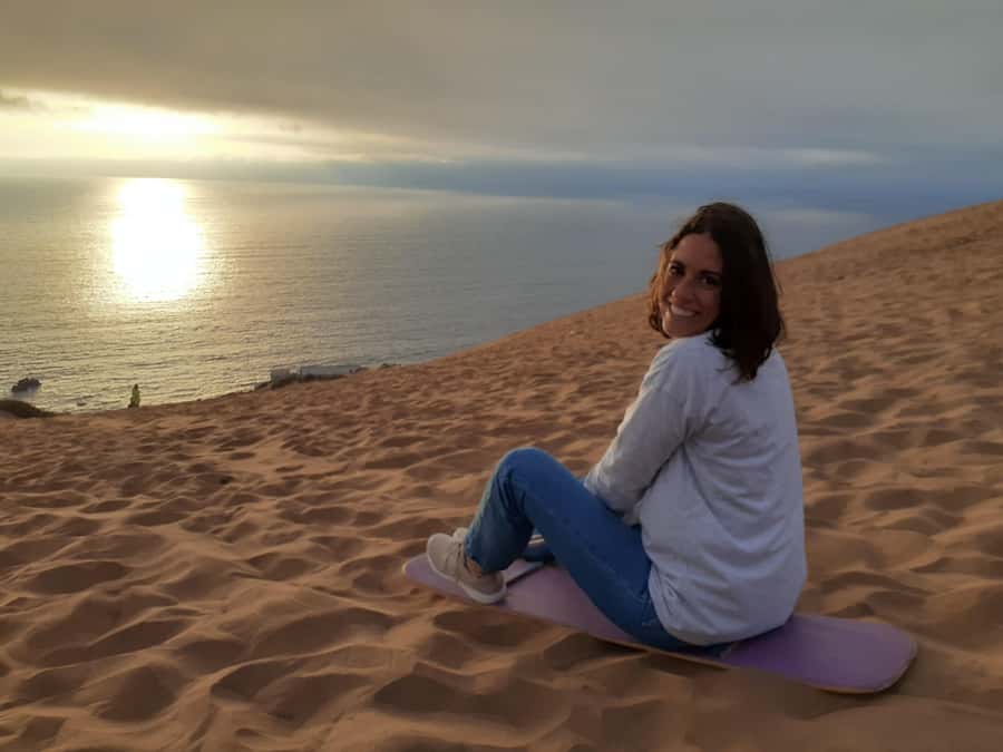 Valparaíso: Sandboarding and Sunset in Concon Sand Dunes - Learning the basics of sandboarding