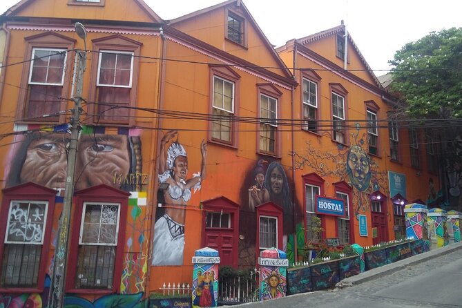 Valparaiso Walking tour from Santiago - Plaza Sotomayor, Prat Pier, and Plaza Echaurren