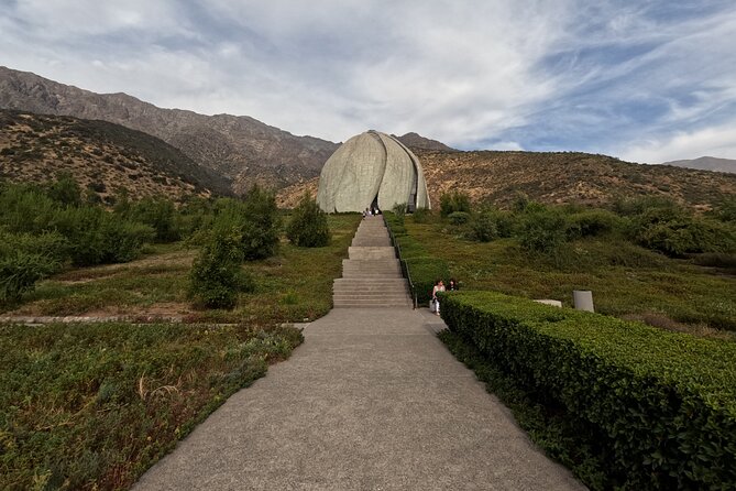 Visit to Baháʼí Temple with Panoramic Views of Santiago - Is $83 a fair price?