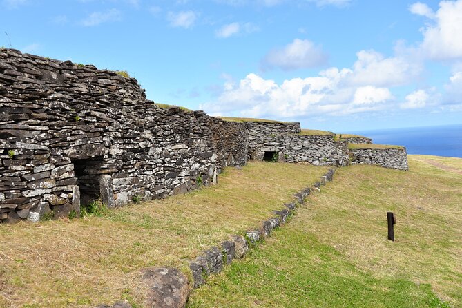 Volcanic Wonders and the Kingdom of the Birdman: Half Day - Rano Kau: a crater that once supplied drinking water
