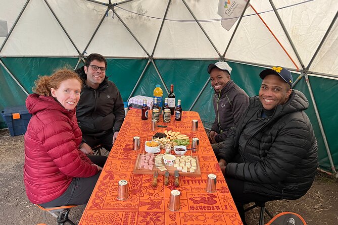 W trek Torres del Paine - 3 days Alternative Guided Tour - Day 2: French Valley and the Lake Pehoé catamaran