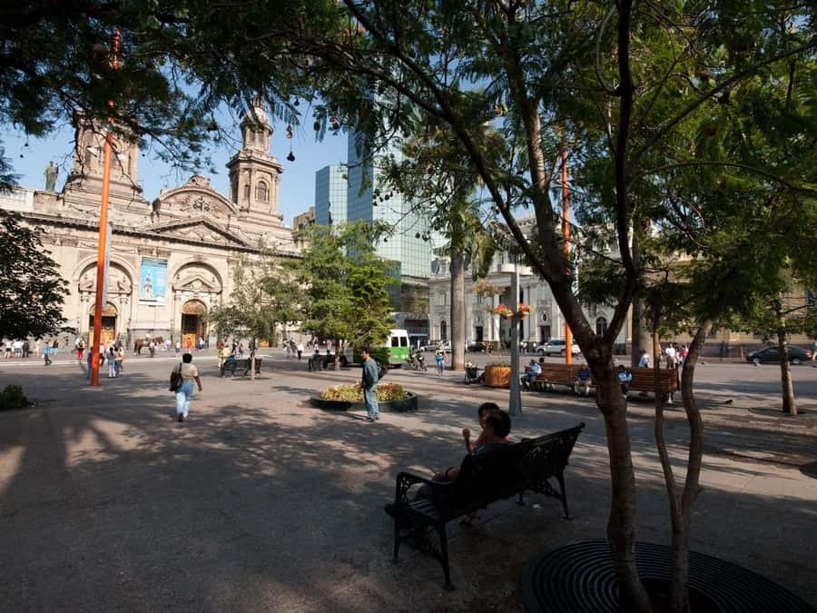 Walking City Tour with Funicular, Cable Car and Tasting - Why this route gives you a useful first look at Santiago