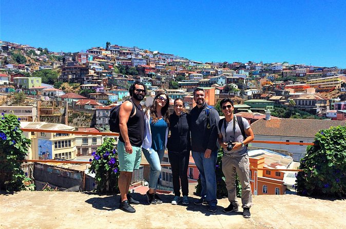 Walking Tour at Valparaiso and Viña with Lunch Starts in Santiago - Choosing the right funicular route